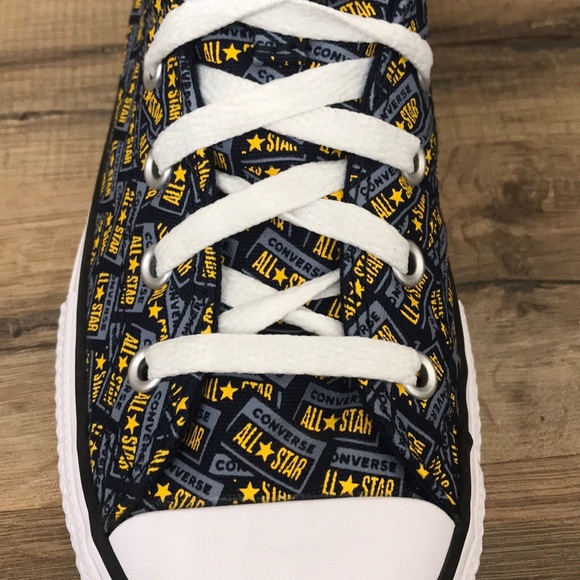 CONVERSE LOW TOP BRAND NEW - Picture 10 of 15